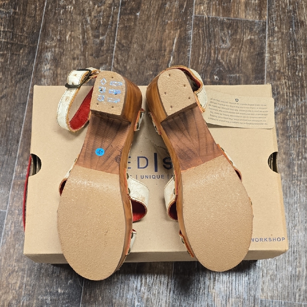 BED|STU Women's Tan Leather Platform Sandals - Picture 5 of 6